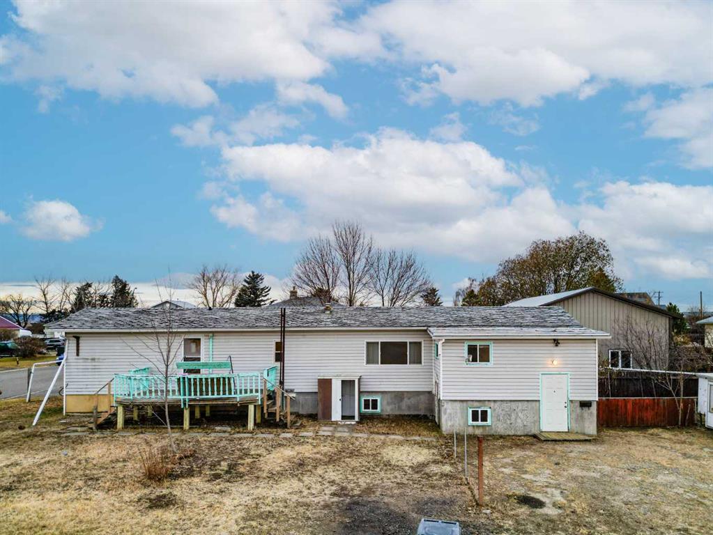 Picture of 2 Tetachuk Crescent , Rural Foothills County Real Estate Listing