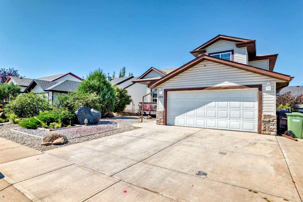 Picture of 283 Highland Circle , Strathmore Real Estate Listing