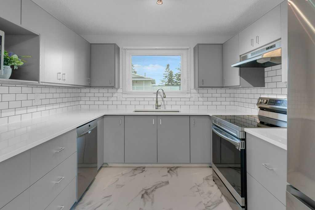 Picture of 4173 44 Avenue NE, Calgary Real Estate Listing