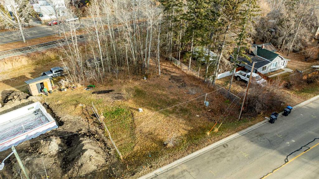 Picture of 5120 48 Avenue , Sylvan Lake Real Estate Listing