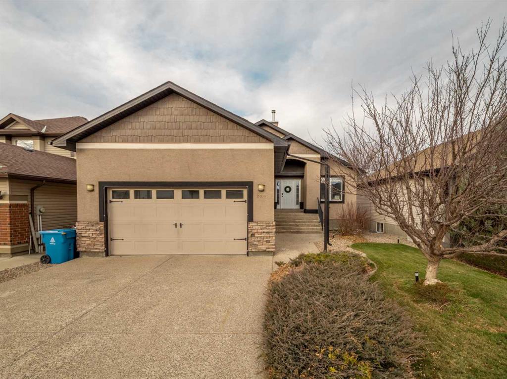 Picture of 225 Couleecreek Manor S, Lethbridge Real Estate Listing