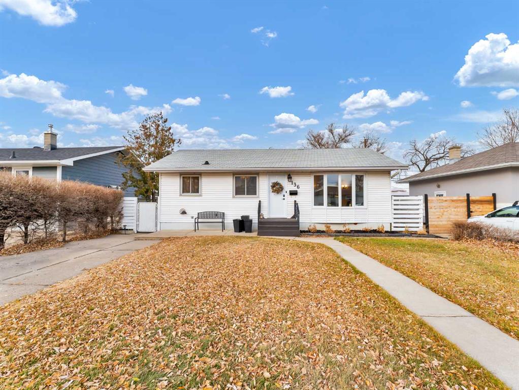 Picture of 136 14 Street NW, Medicine Hat Real Estate Listing