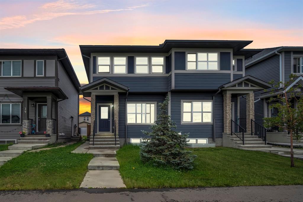 Picture of 43 Cornerbrook Gate NE, Calgary Real Estate Listing