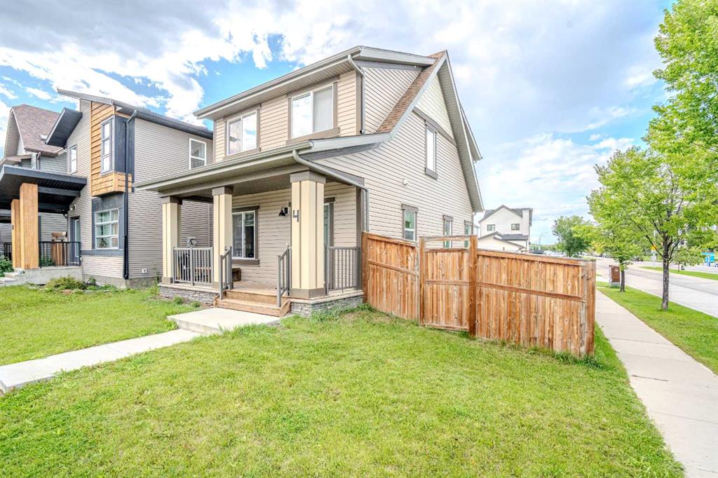 Picture of 4 Copperpond Parade SE, Calgary Real Estate Listing