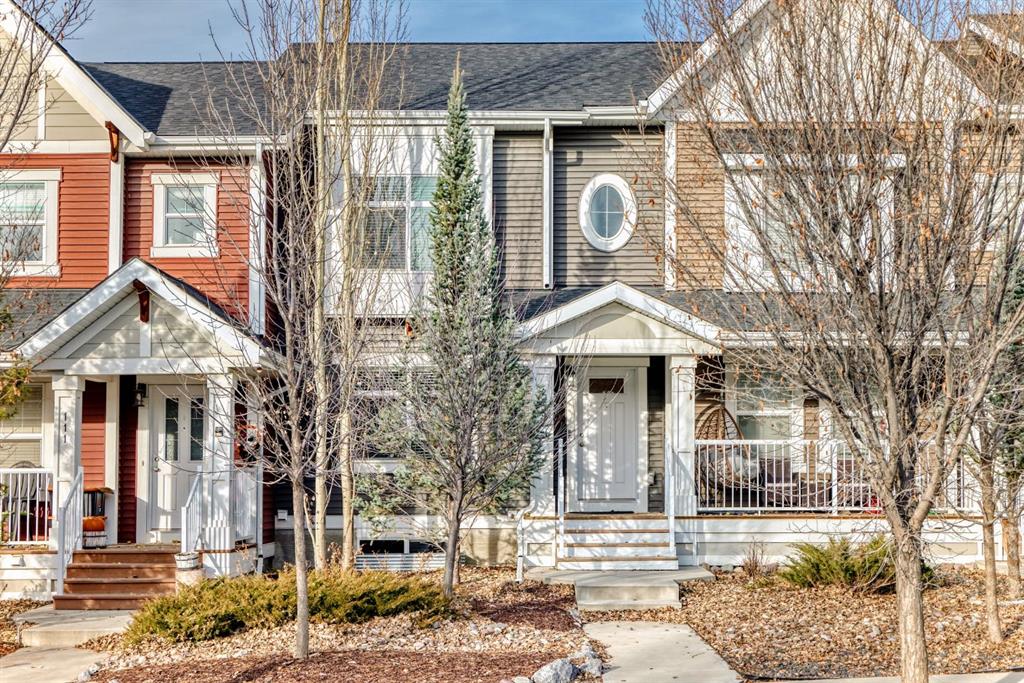 Picture of 115 Sunset Road , Cochrane Real Estate Listing