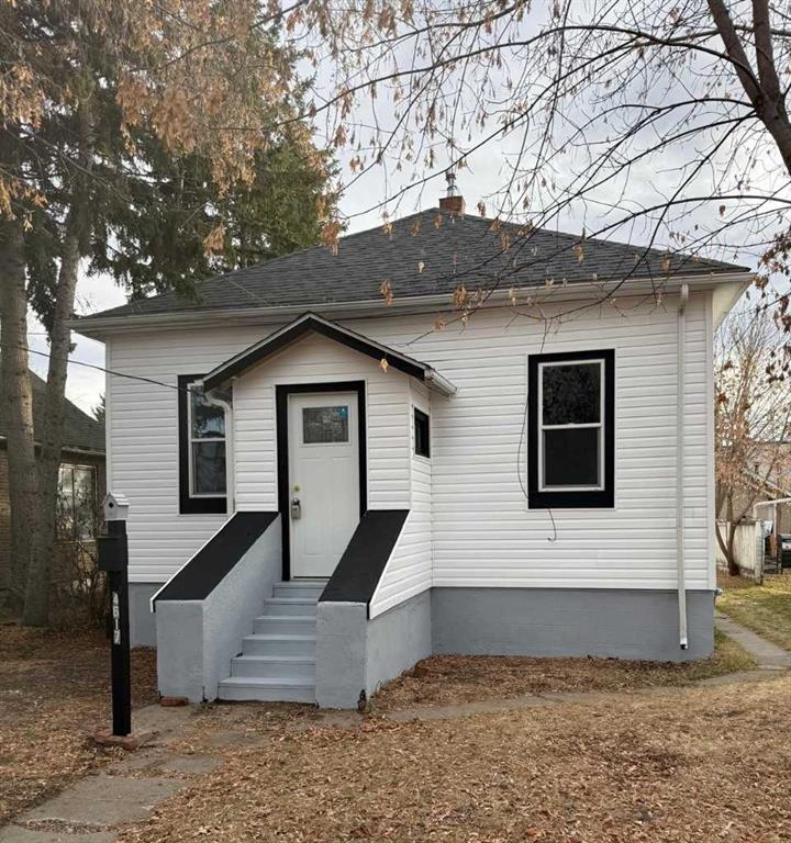 Picture of 4617 46 Street , Red Deer Real Estate Listing