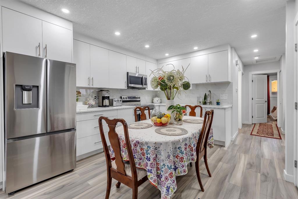 Picture of 118 Bermuda Road NW, Calgary Real Estate Listing