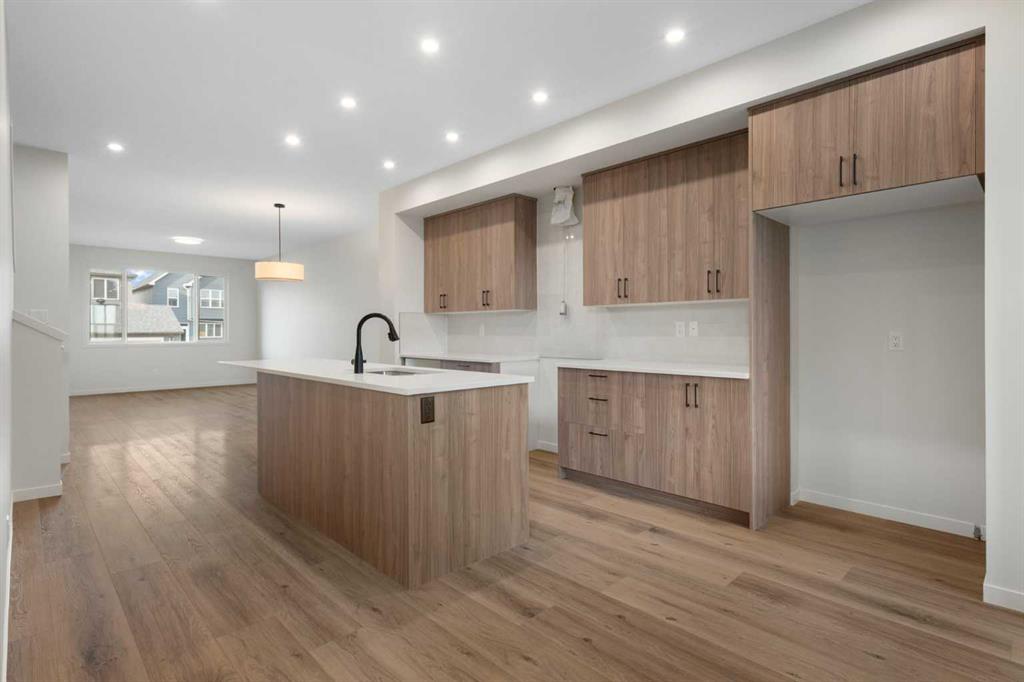 Picture of 49 Annette Landing NW, Calgary Real Estate Listing