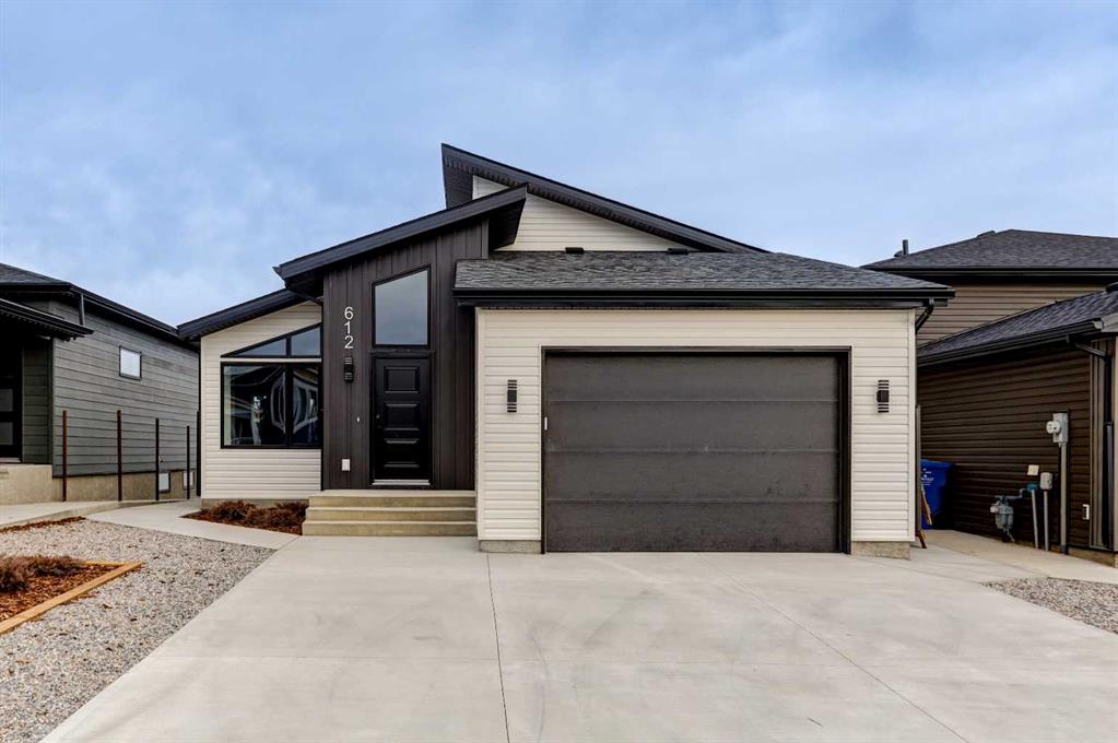 Picture of 612 Parkside Green , Coaldale Real Estate Listing