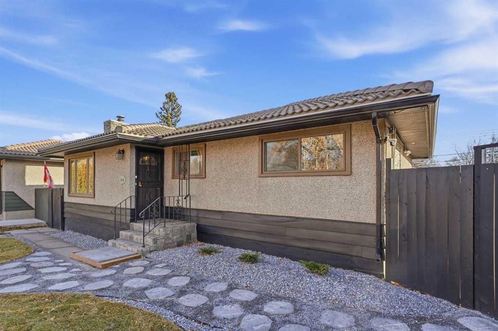 Picture of 2018 Cottonwood Crescent SE, Calgary Real Estate Listing