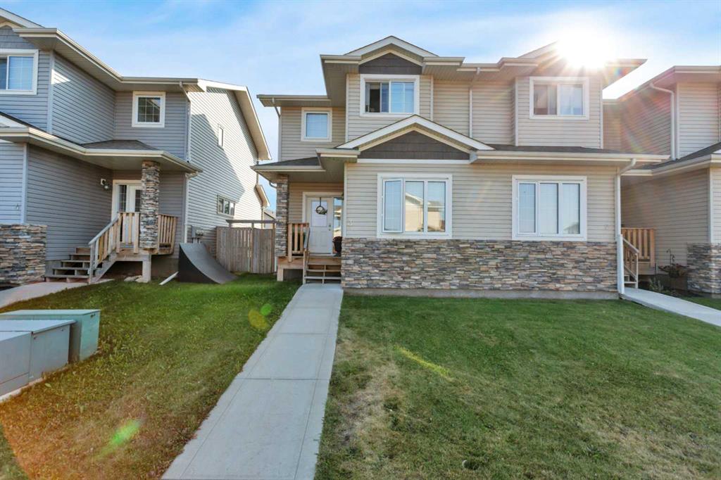Picture of 3 Ross Close , Sylvan Lake Real Estate Listing