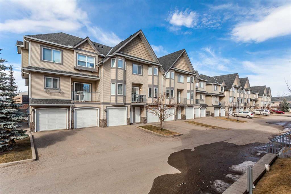 Picture of 143 Cedarwood Lane SW, Calgary Real Estate Listing