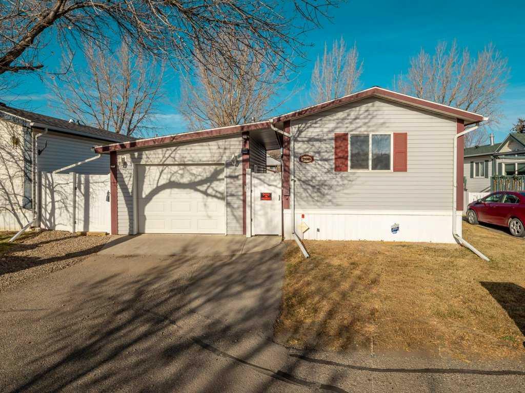 Picture of 206 Station Boulevard , Coaldale Real Estate Listing