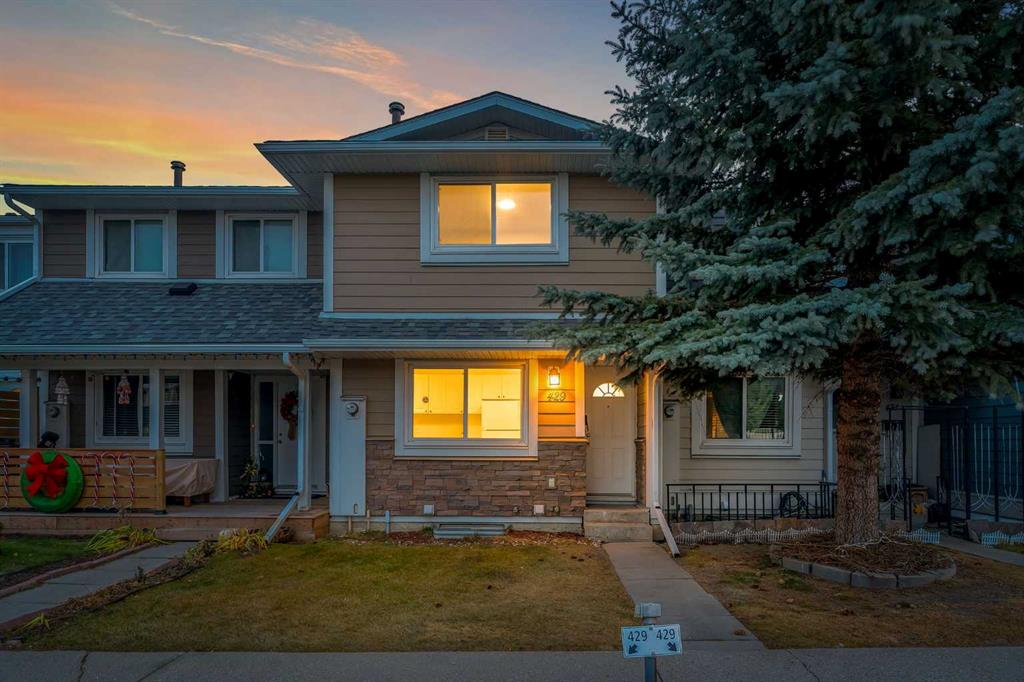 Picture of 429 Georgian Villas NE, Calgary Real Estate Listing