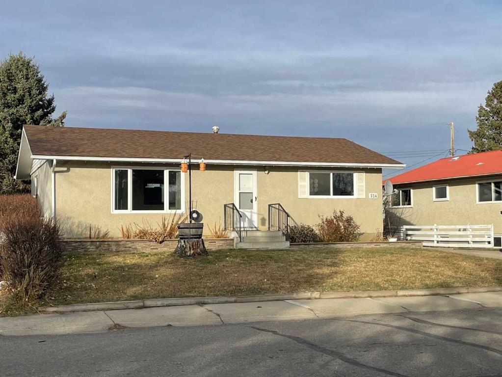 Picture of 524 51 Avenue W, Claresholm Real Estate Listing