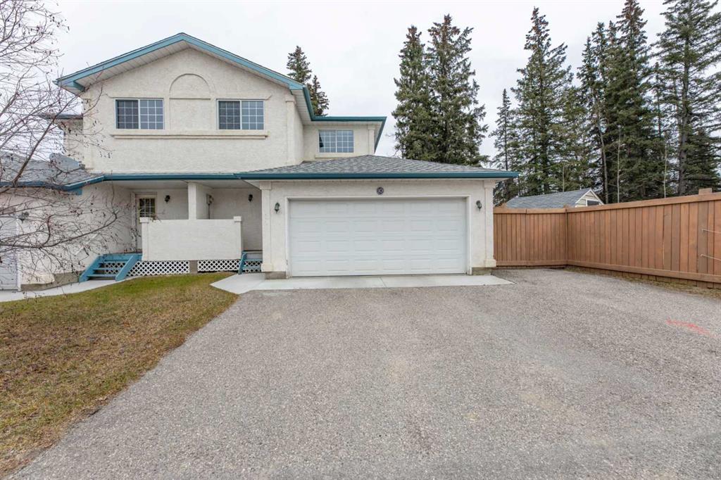 Picture of 10, 465 Makenny Street , Hinton Real Estate Listing