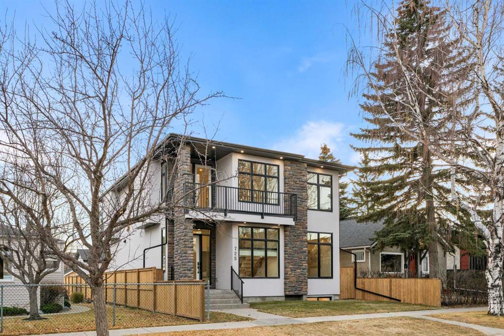 Picture of 725 18 Avenue NW, Calgary Real Estate Listing