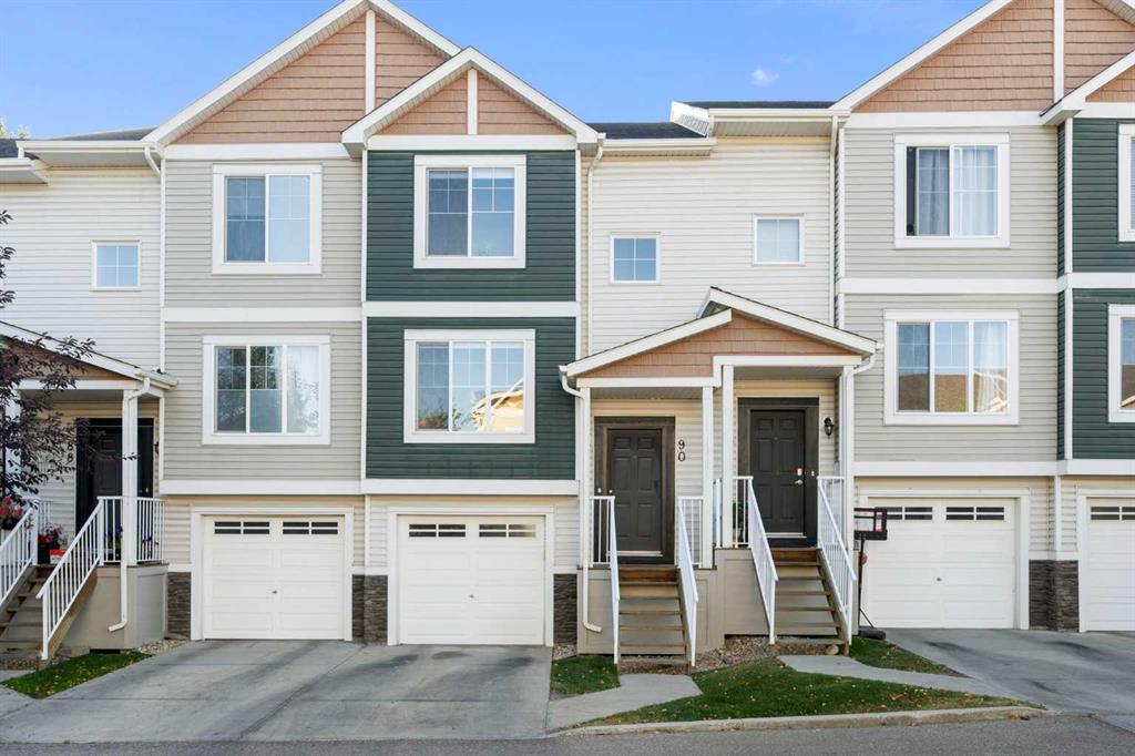 Picture of 90 Pantego Lane NW, Calgary Real Estate Listing