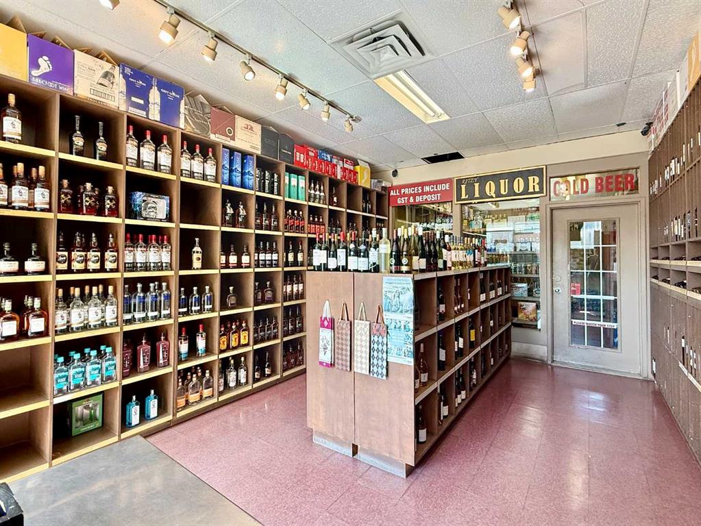 Picture of 3, 50 Elizabeth Street , Okotoks Real Estate Listing