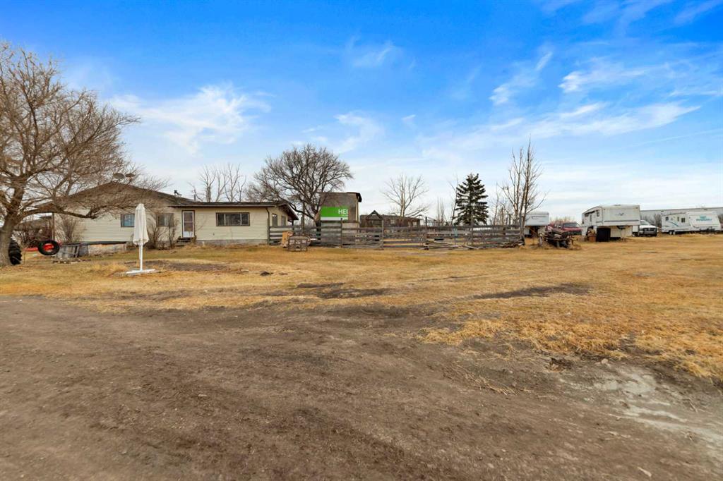Picture of 270065 Township Road 235  , Rural Rocky View County Real Estate Listing