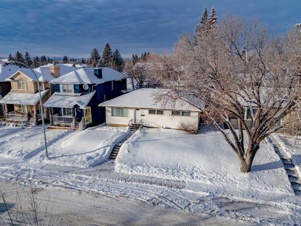 Picture of 3519 40 Street SW, Calgary Real Estate Listing