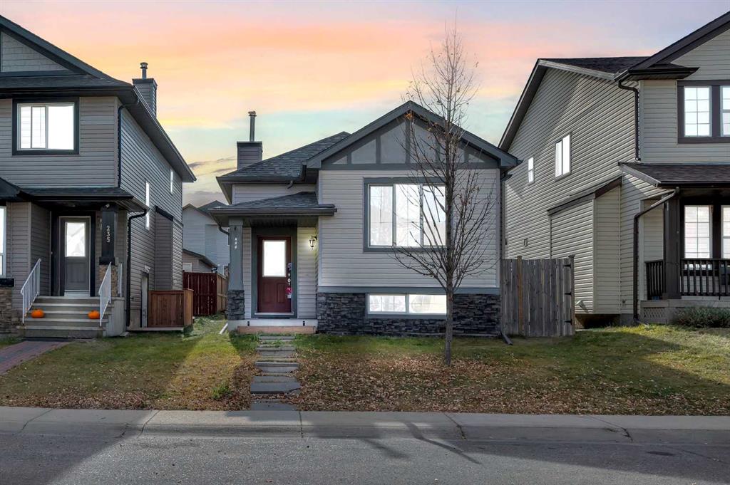 Picture of 231 Saddlebrook Way NE, Calgary Real Estate Listing