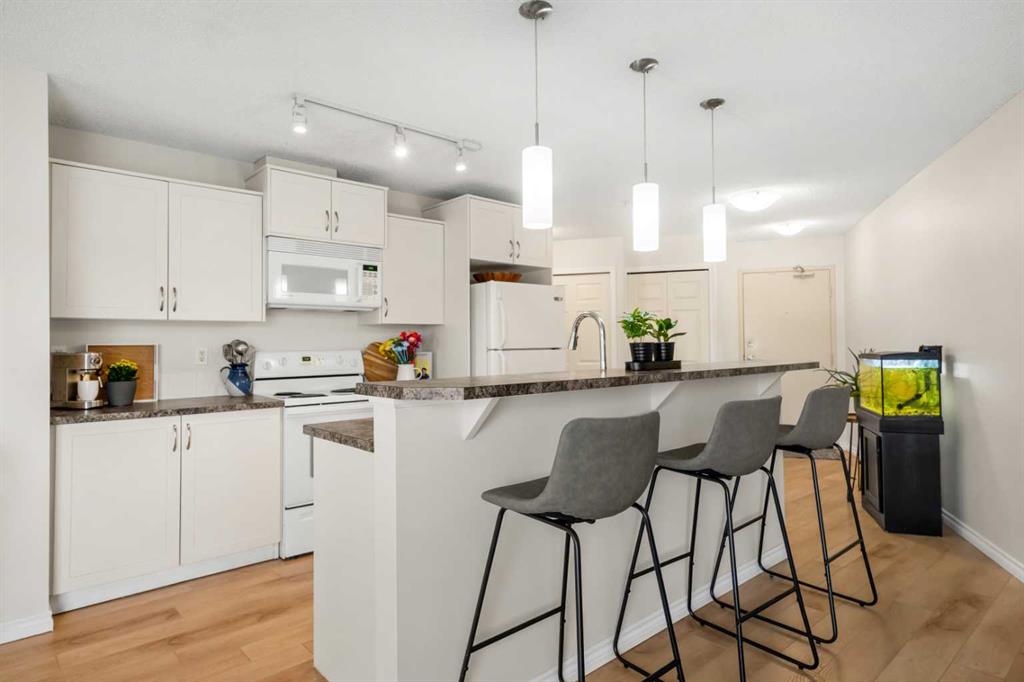 Picture of 2121, 700 Willowbrook Road NW, Airdrie Real Estate Listing