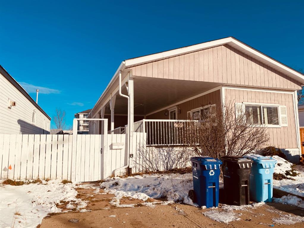 Picture of 152 Clausen Crescent , Fort McMurray Real Estate Listing