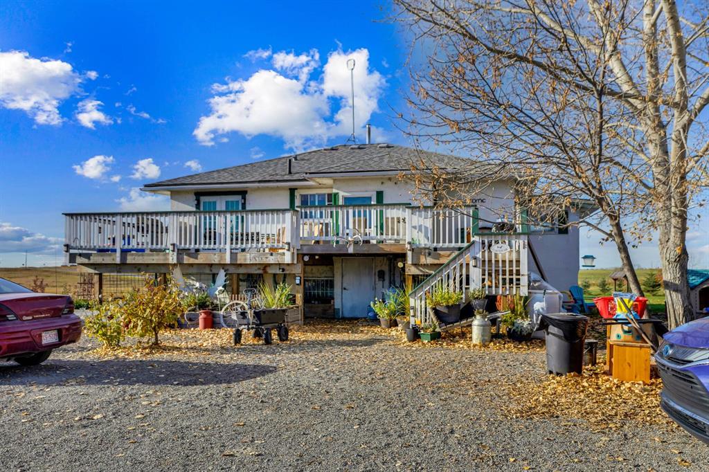 Picture of 250077 Range Road 261 Road , Rural Wheatland County Real Estate Listing