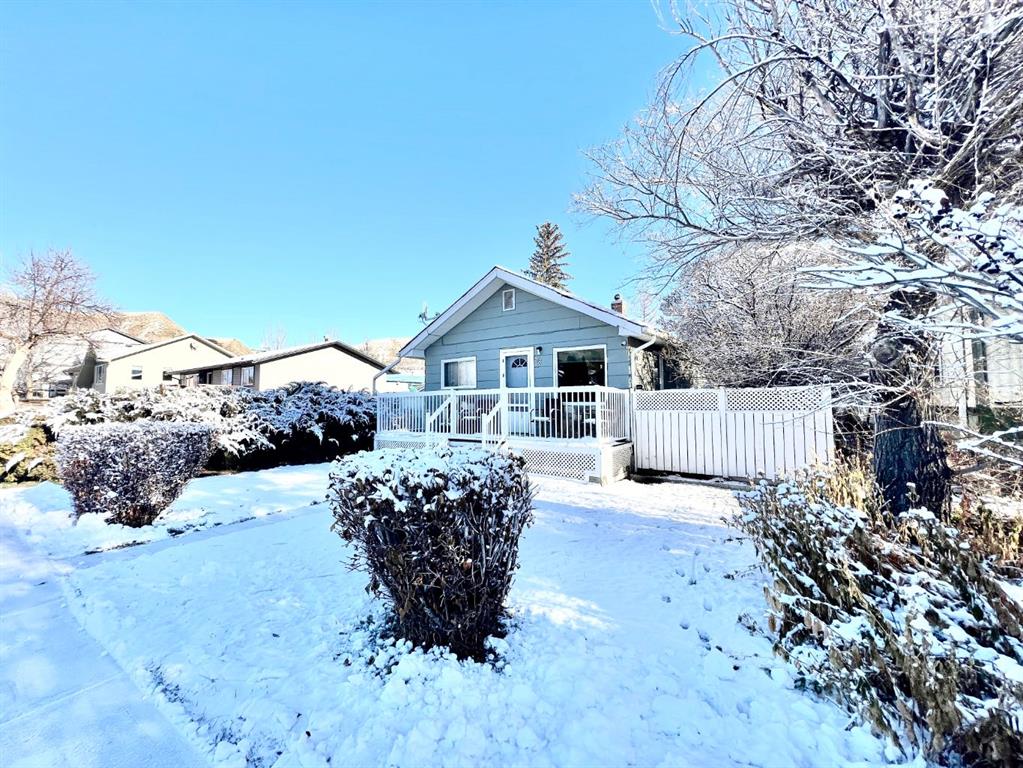 Picture of 88 Poplar Street , Drumheller Real Estate Listing
