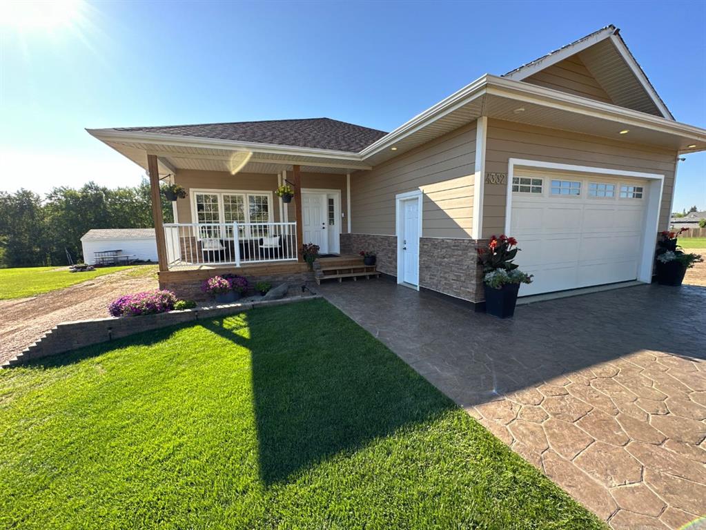 Picture of 4332 51 Avenue , Hardisty Real Estate Listing