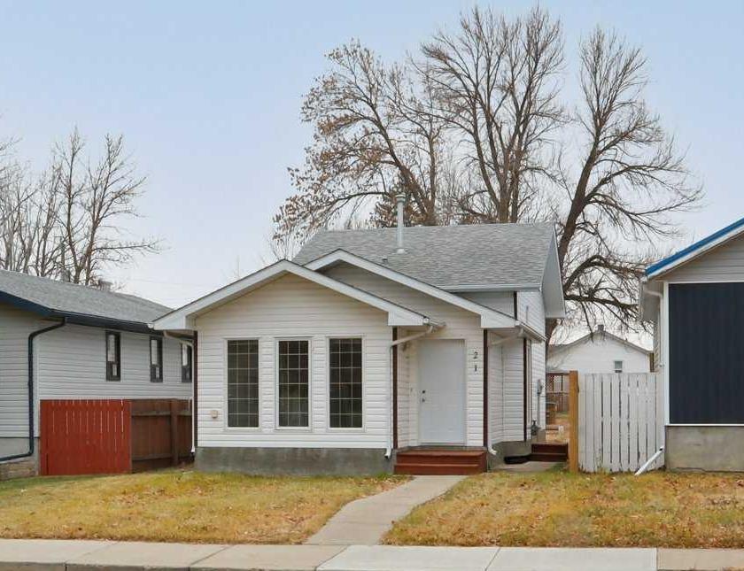 Picture of 21 Pine Avenue W, Brooks Real Estate Listing