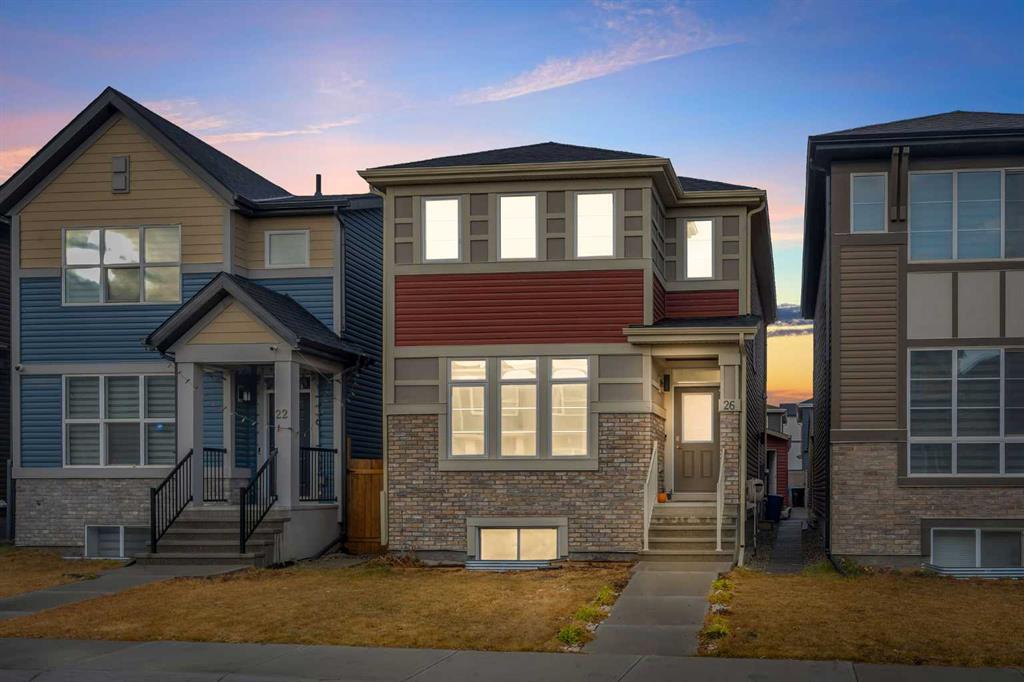 Picture of 26 CORNER MEADOWS Common NE, Calgary Real Estate Listing