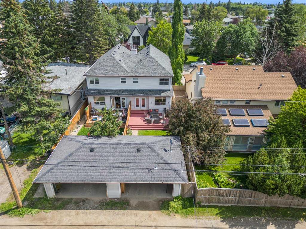 Picture of 3111 39 Street SW, Calgary Real Estate Listing