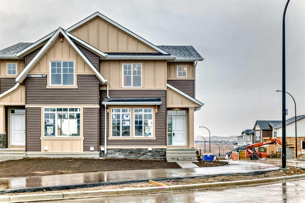 Picture of 170 Marmot Green NW, Calgary Real Estate Listing