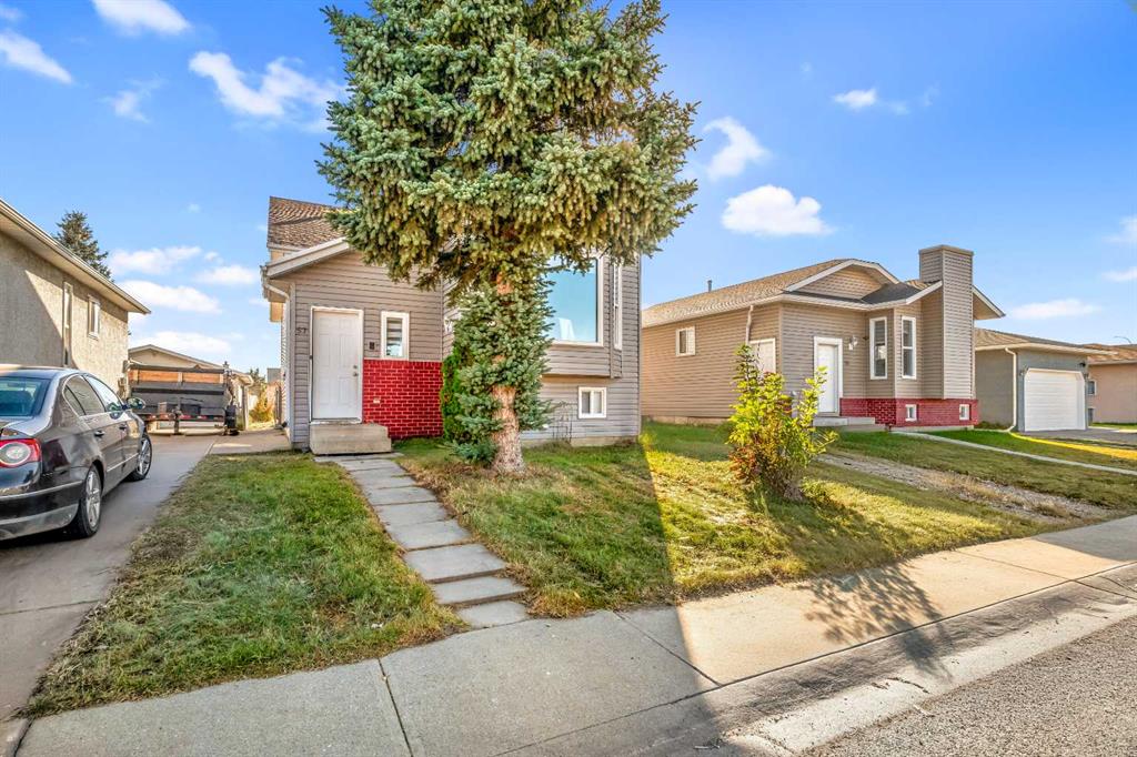 Picture of 57 Martinview Crescent NE, Calgary Real Estate Listing
