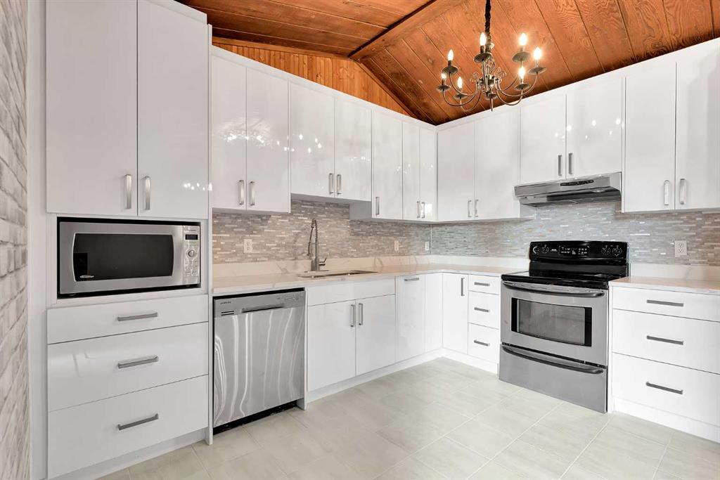 Picture of 319, 5404 10 Avenue SE, Calgary Real Estate Listing