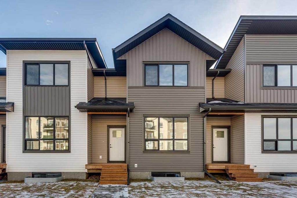 Picture of 42 Irvin Way , Sylvan Lake Real Estate Listing