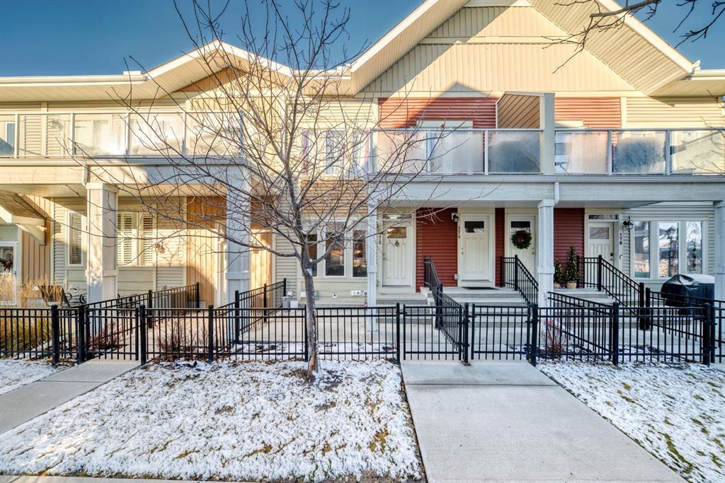 Picture of 172 AUBURN MEADOWS Walk SE, Calgary Real Estate Listing