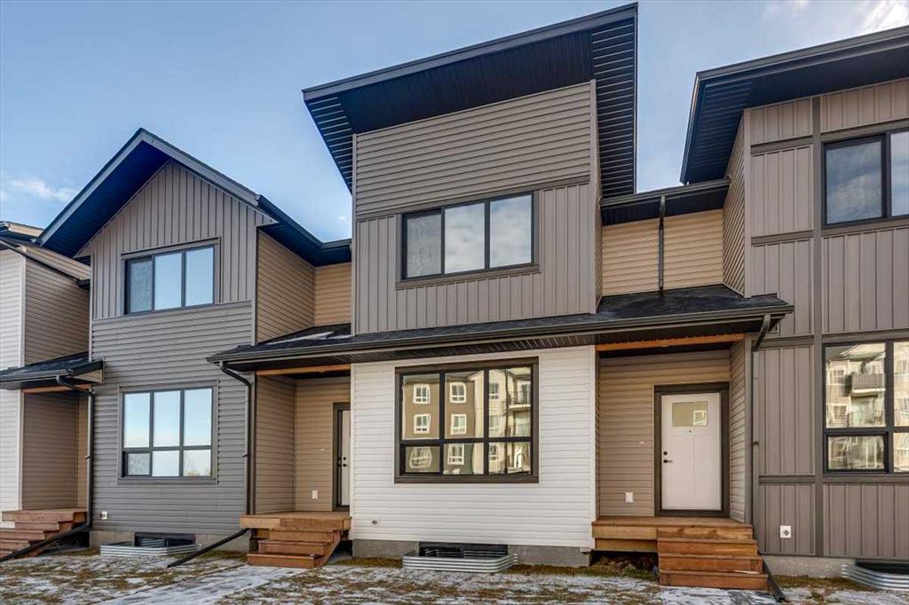 Picture of 44 Irvin Way , Sylvan Lake Real Estate Listing