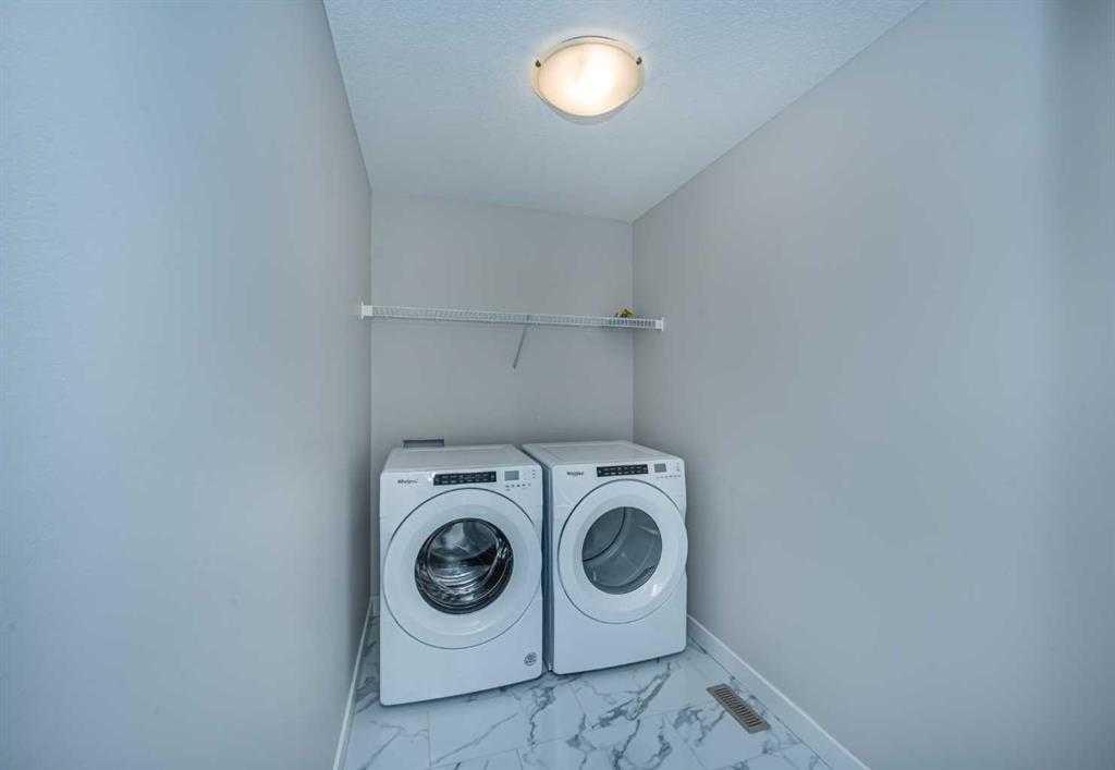 Picture of 7 Homestead Circle NE, Calgary Real Estate Listing