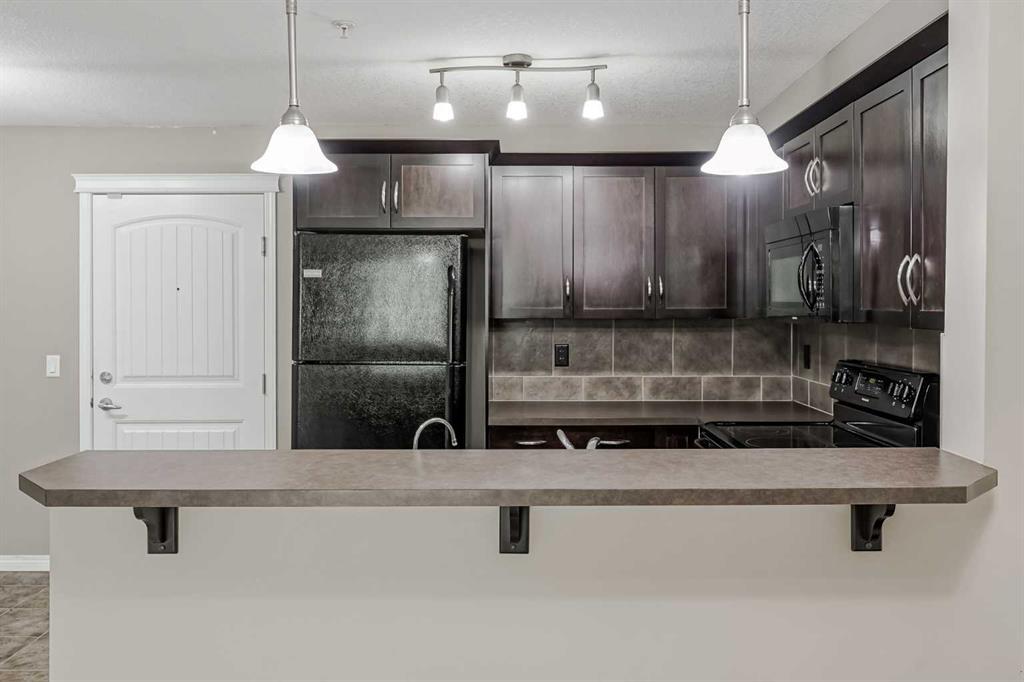 Picture of 4102, 31 Country Village Manor NE, Calgary Real Estate Listing