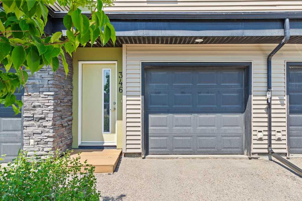 Picture of 346 covecreek Circle NE, Calgary Real Estate Listing