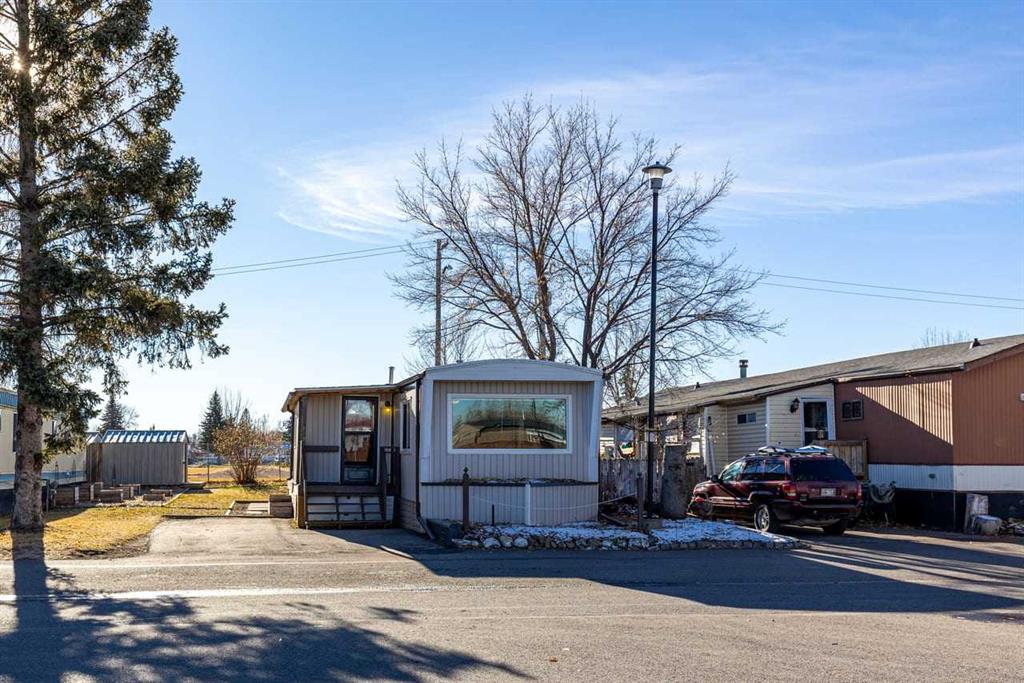 Picture of 113 Sunset Way NE, High River Real Estate Listing