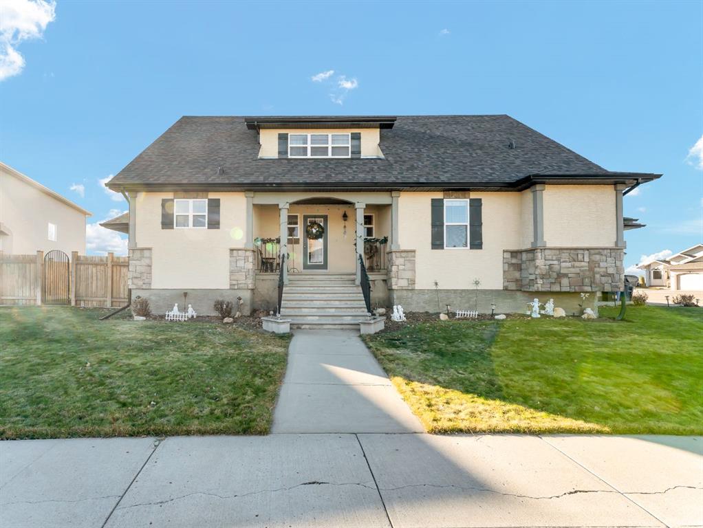 Picture of 36 Sierra Close SW, Medicine Hat Real Estate Listing