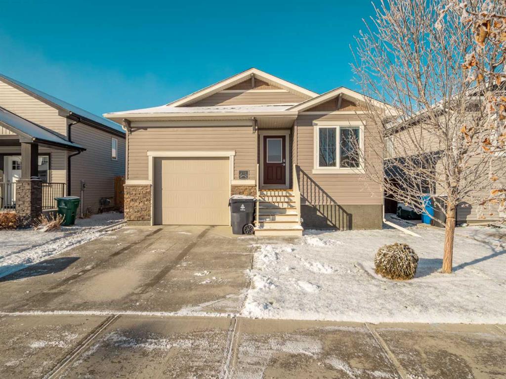 Picture of 218 Grassland Boulevard W, Lethbridge Real Estate Listing