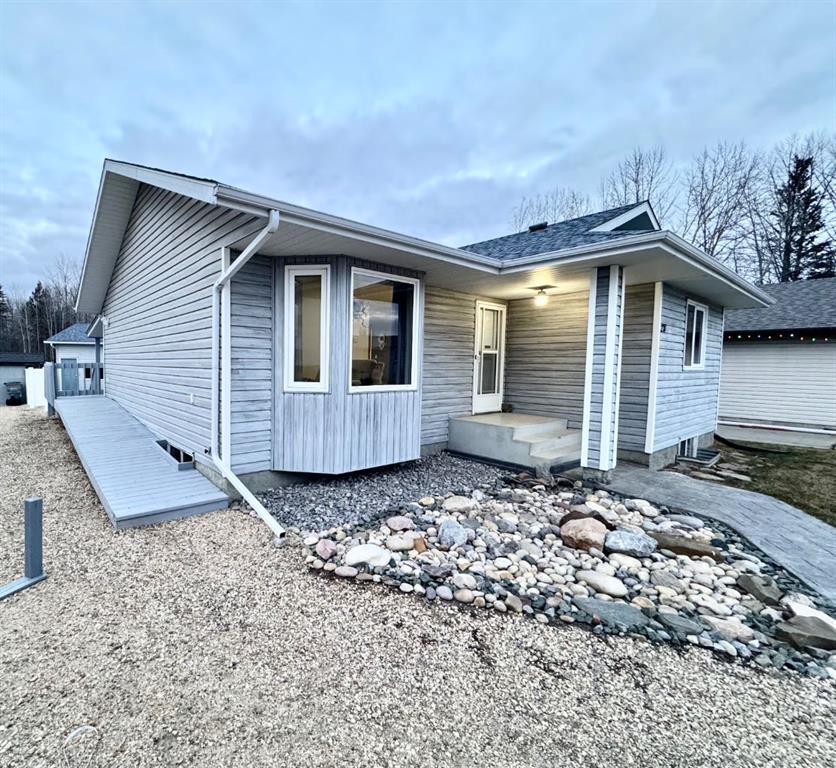 Picture of 28 Steward Drive , Whitecourt Real Estate Listing