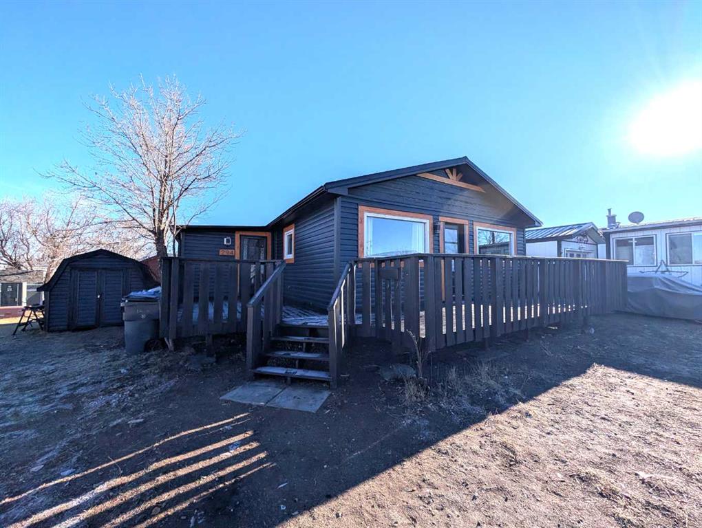 Picture of 294 Fleet Street SW, Medicine Hat Real Estate Listing