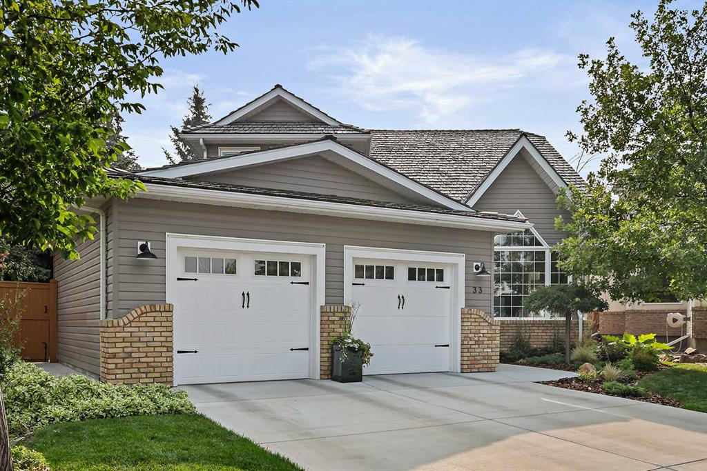 Picture of 33 Sunset Crescent , Okotoks Real Estate Listing