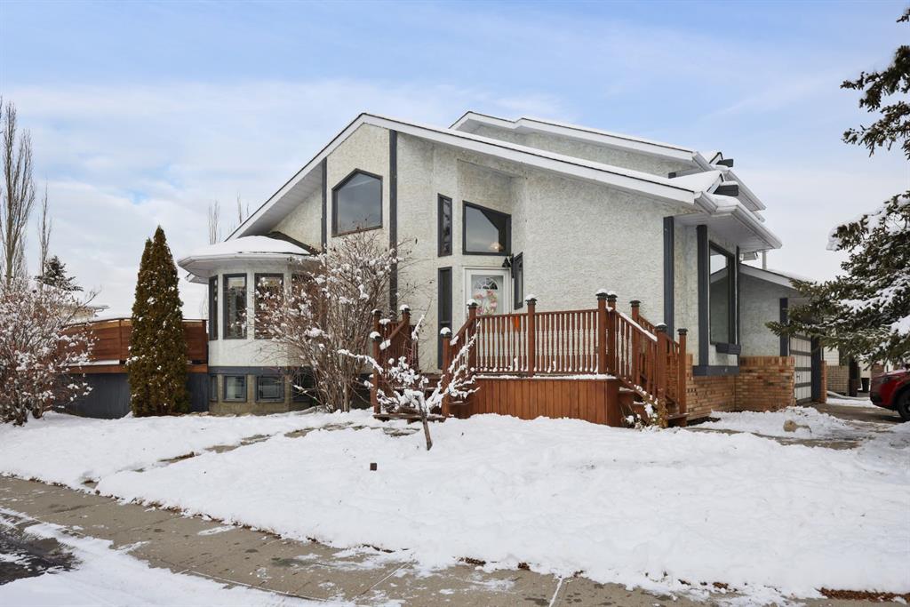 Picture of 123 Mckerrell Crescent SE, Calgary Real Estate Listing